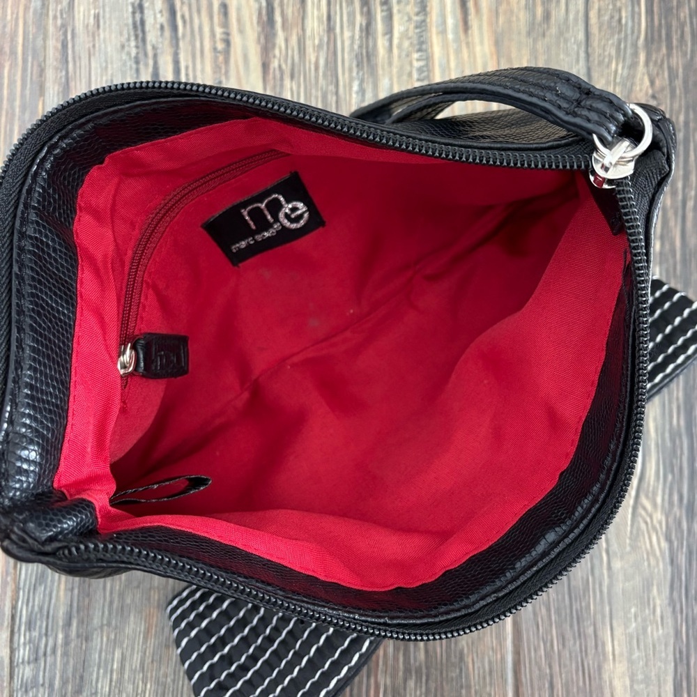 RED by Marc Ecko Black White Bow Clutch Purse with Wristlet Strap 6x11” - Picture 9 of 12